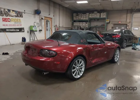 2007 Mazda Mx-5 Grand Touring z USA, uszkodzony, nr VIN JM1NC25F470136826